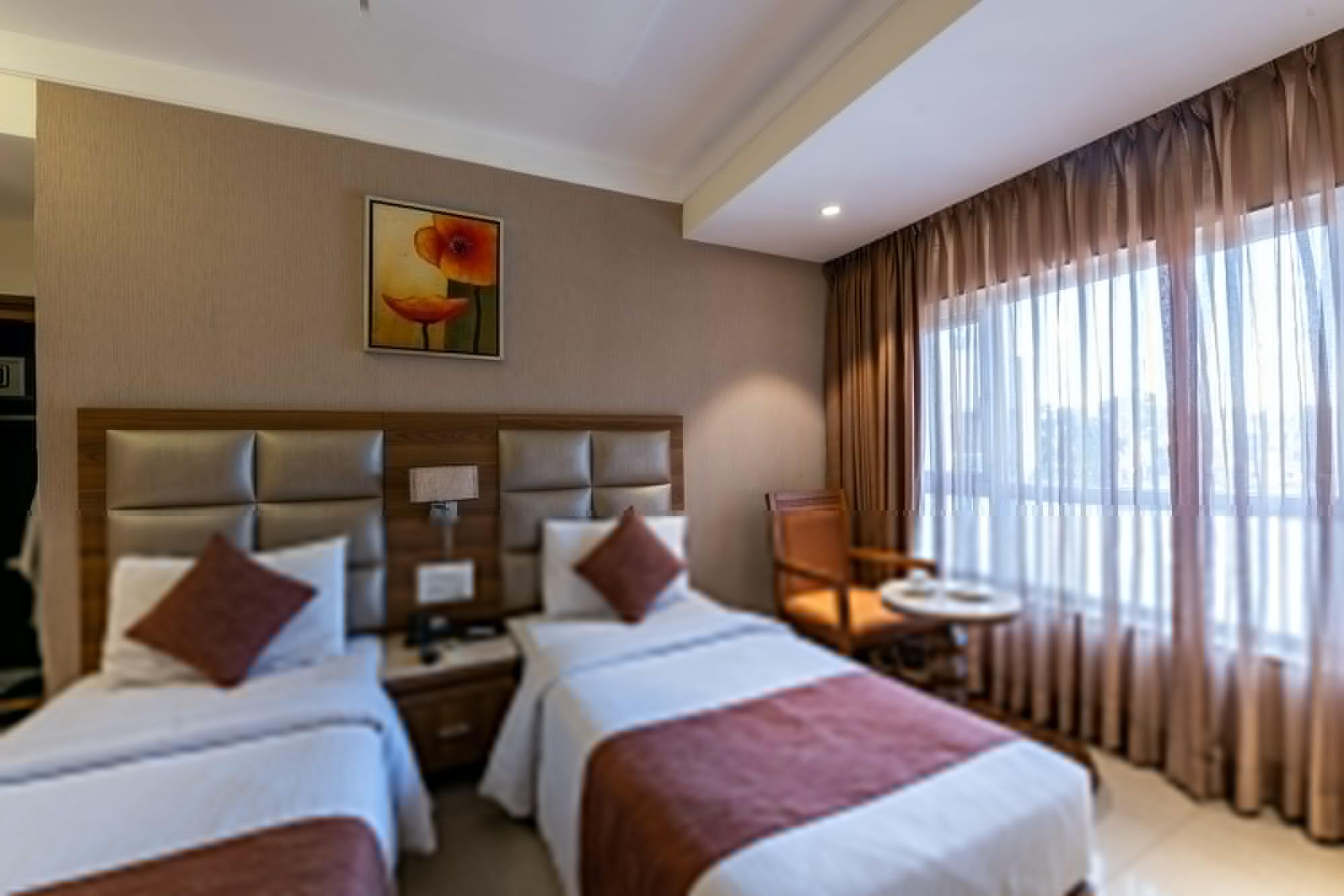 Hotel Treebo Trend Surya Nášik Exteriér fotografie