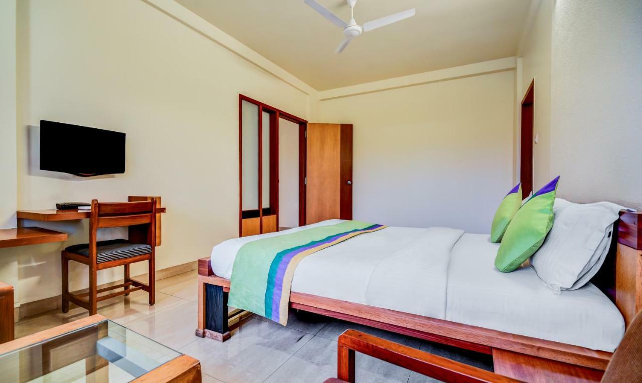 Hotel Treebo Trend Surya Nášik Exteriér fotografie