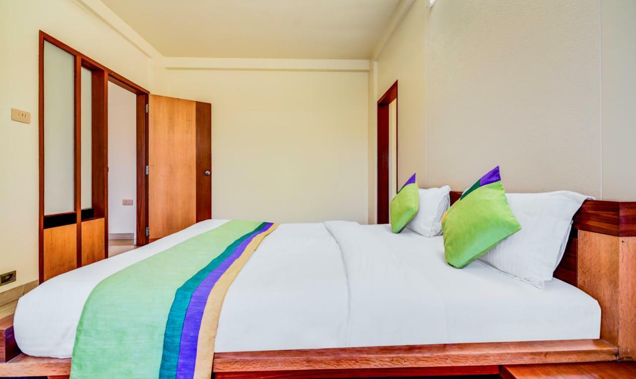 Hotel Treebo Trend Surya Nášik Exteriér fotografie